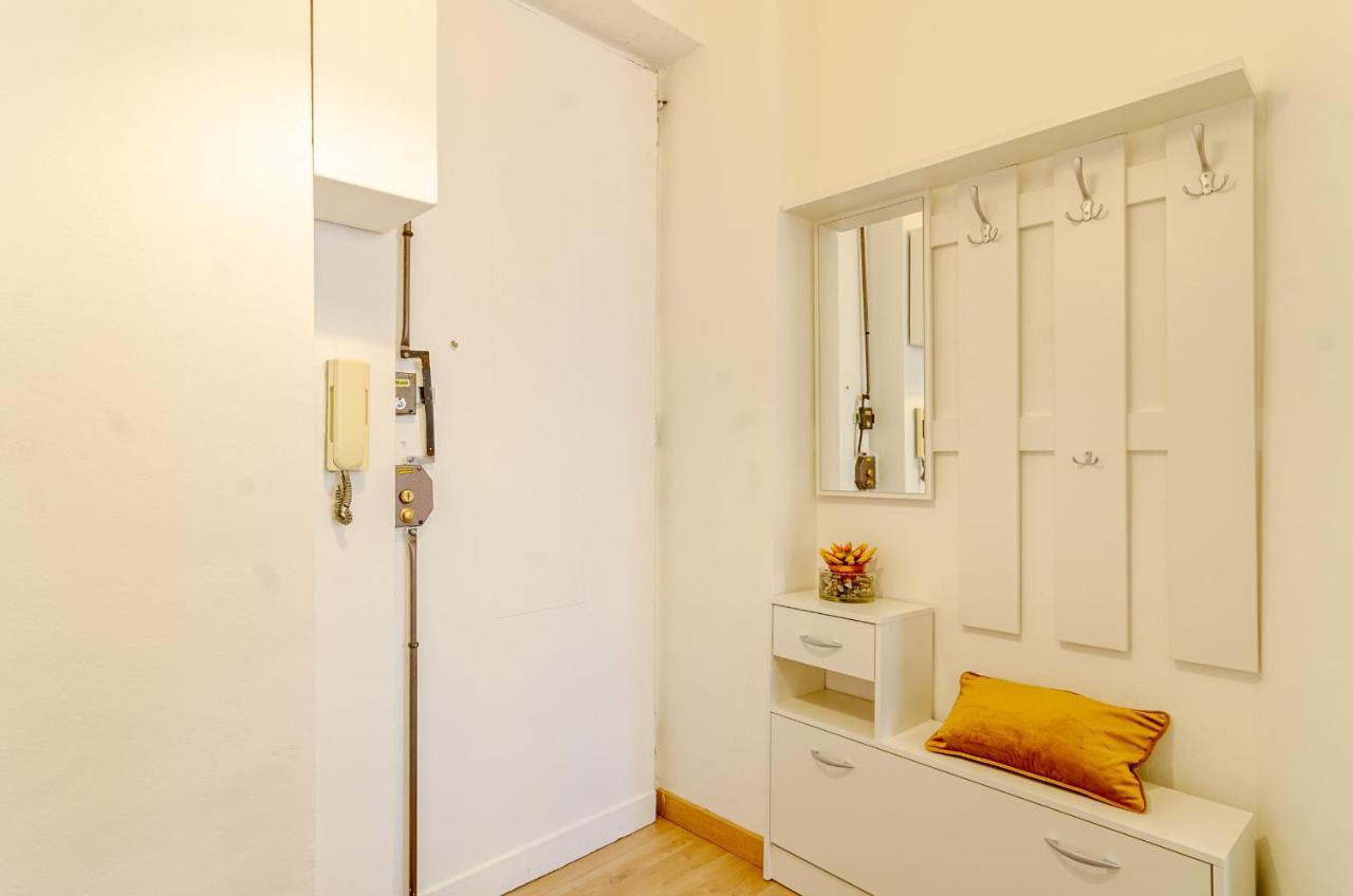 Cenisia District : Bright Sunflower Mini Flat トリノ エクステリア 写真